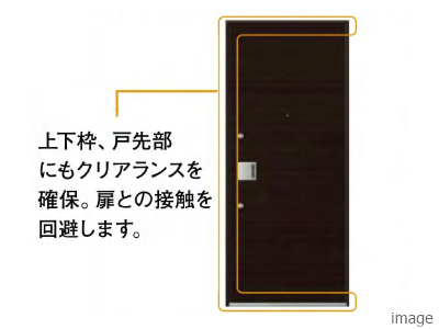 対震枠採用の玄関扉｜パークハウス赤坂氷川